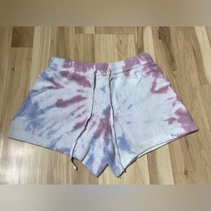 BaeVely Shorts Size Medium